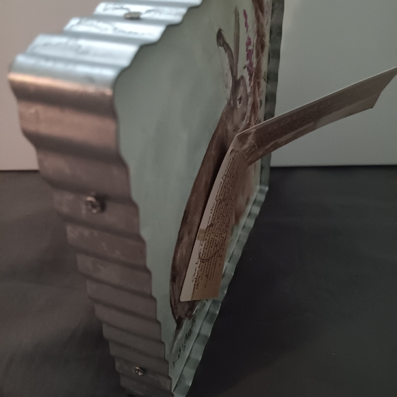 The Round Top Collection Rabbit Art Tile - Picture 4 of 4